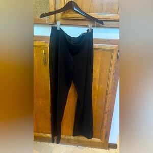 WHBM dress pants. size 6 EUC